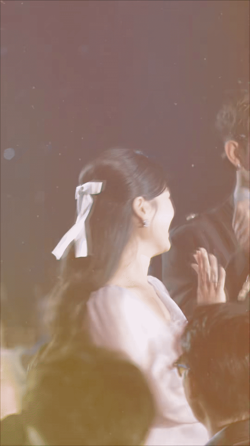 Lâm Vỹ Dạ lại trẻ măng, đôi chân hoá ra cũng thuộc hàng cực phẩm!- Ảnh 4.