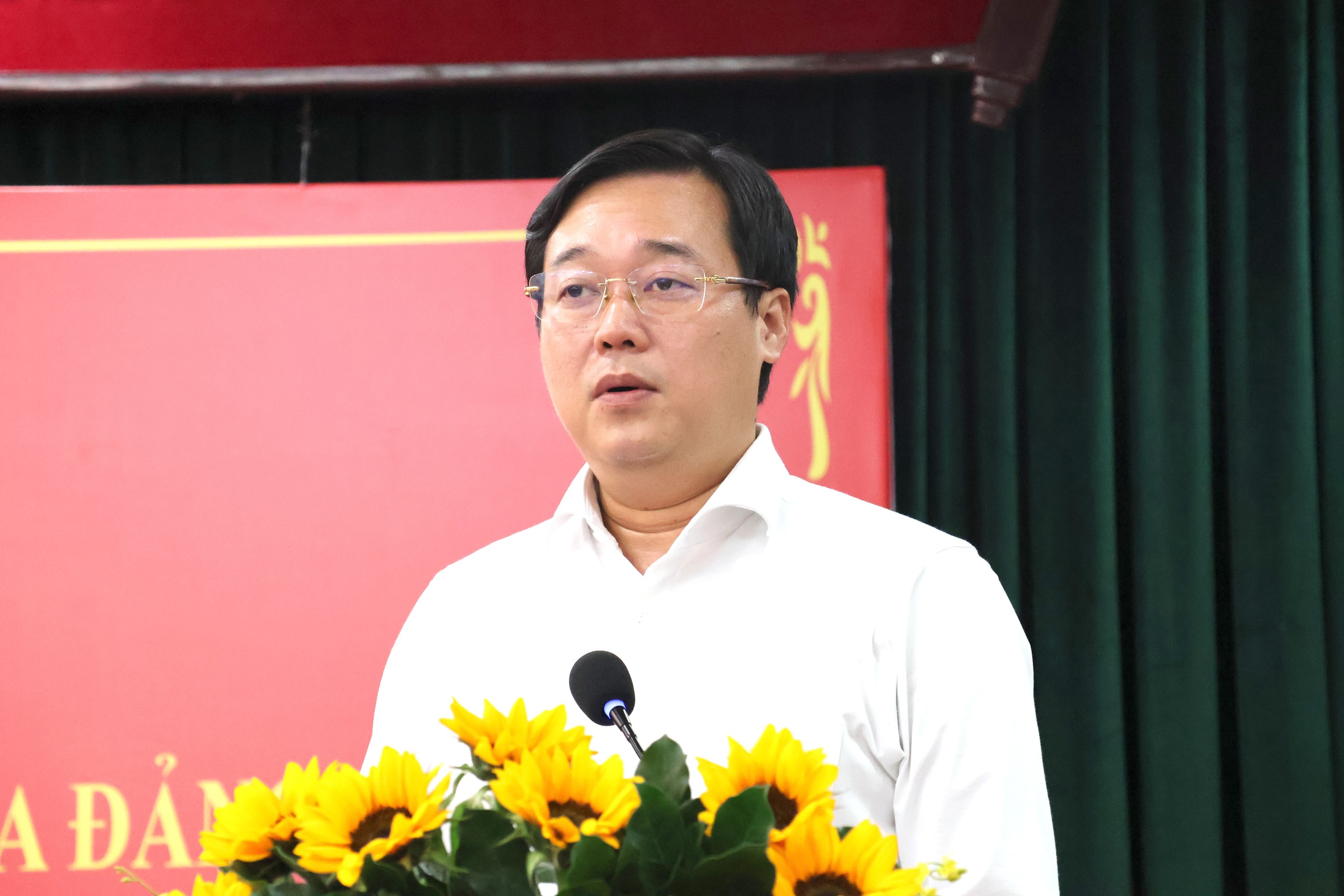 Giám sát thường xuyên để ngăn sai phạm 2 Phó Bí thư Thường trực Thành ủy TPHCM: Giám sát phải đi trước để ngăn sai phạm - Ảnh 2.