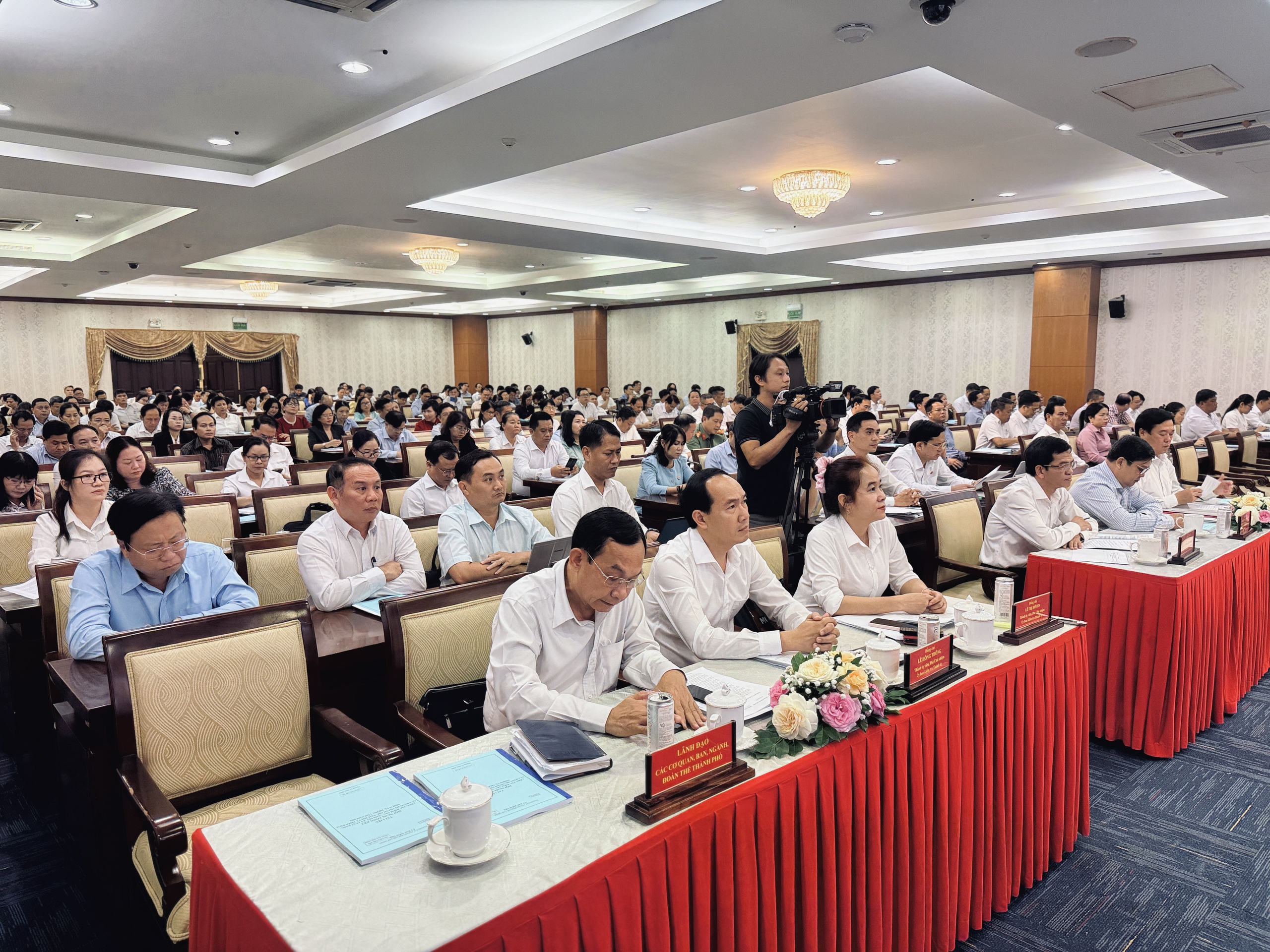 Ông Lê Quốc Phong: Cảnh báo sớm để ngăn ngừa sai phạm mới - Ảnh 4.