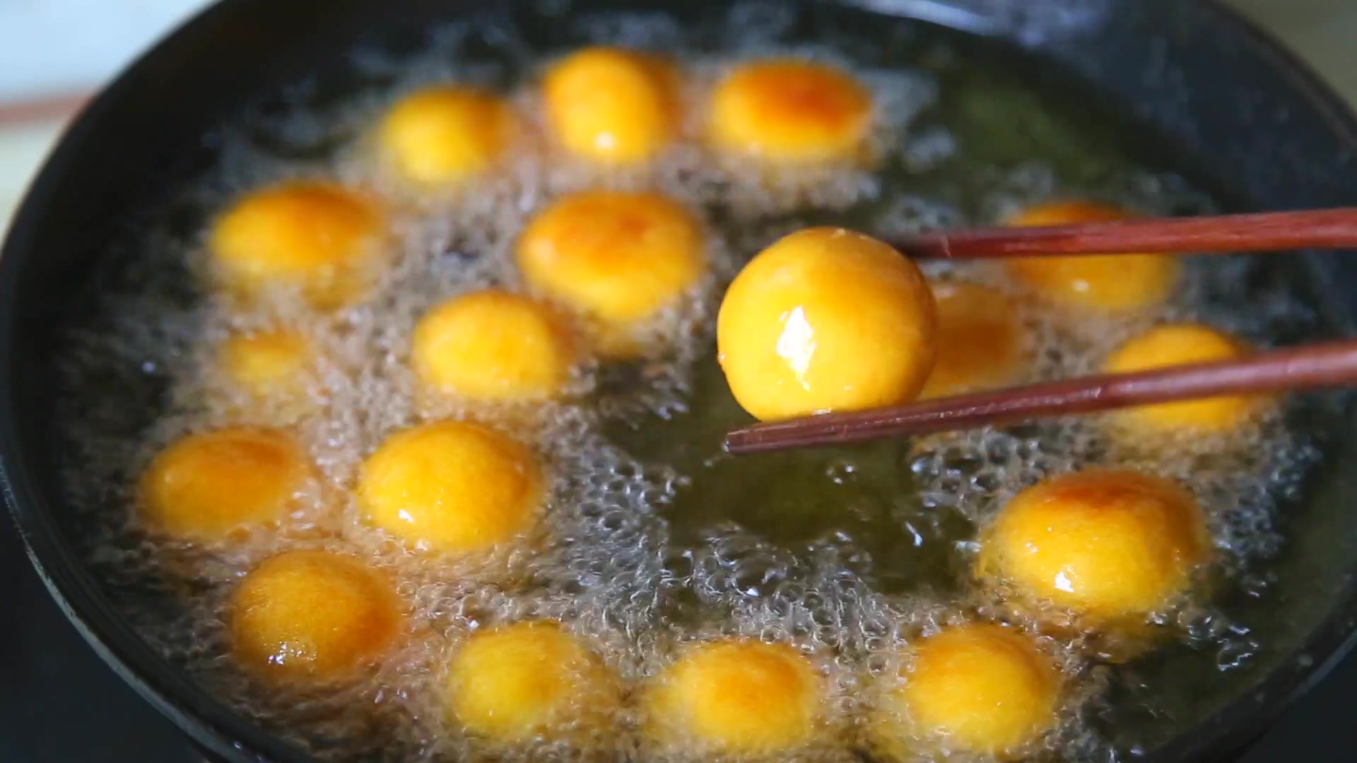 Ngoài nướng thì có 4 cách chế biến khoai lang ngon và độc đáo: Làm siêu nhanh có thể dùng ăn sáng, trưa hoặc bữa xế- Ảnh 24.