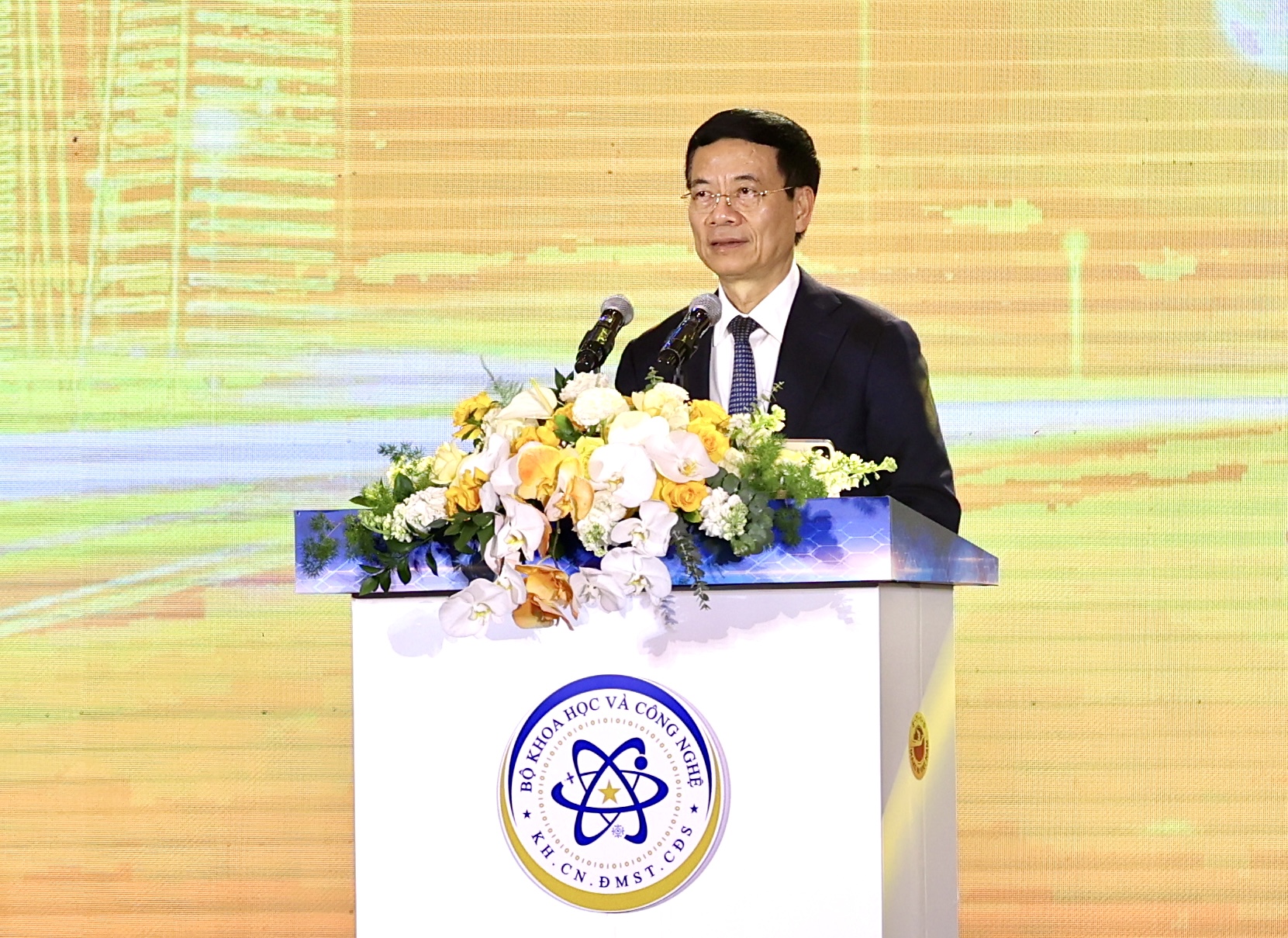 Xuất khẩu sản phẩm công nghệ số năm 2025 đạt khoảng 172 tỉ USD 2 công nghệ - Ảnh 2.