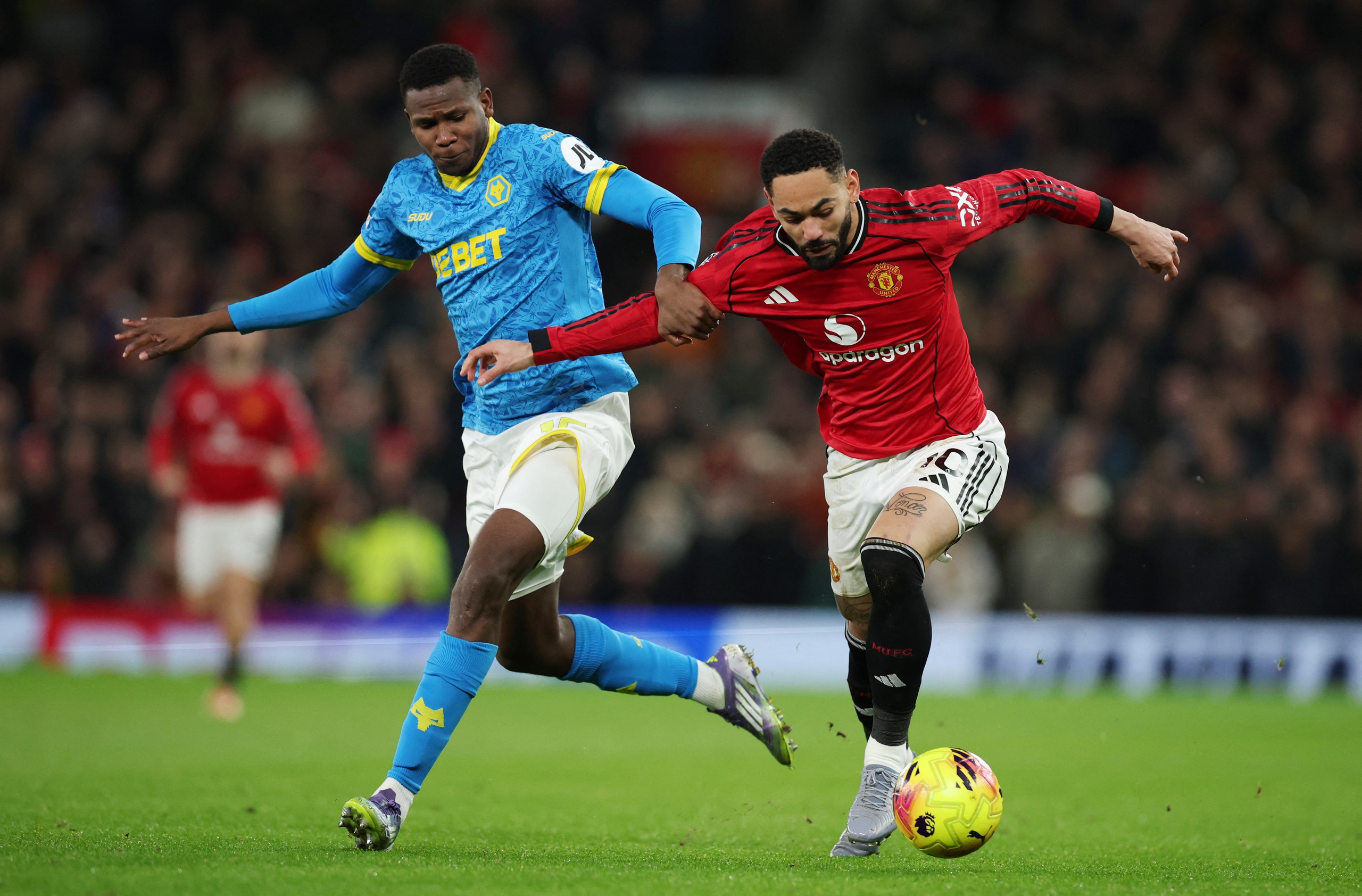 M.U hòa đội chót bảng vì HLV Amorim dùng 'bài dị', Arsenal 'nghiền nát' Aston Villa- Ảnh 2. M.U hòa đội chót bảng vì HLV Amorim dùng 'bài dị', Arsenal 'nghiền nát' Aston Villa- Ảnh 2.