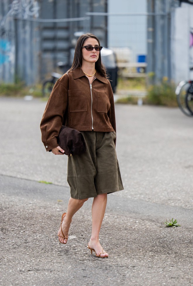 Vẫn kịp để bạn mặc hết 6 trends áo khoác đẹp nhất năm 2025- Ảnh 3.