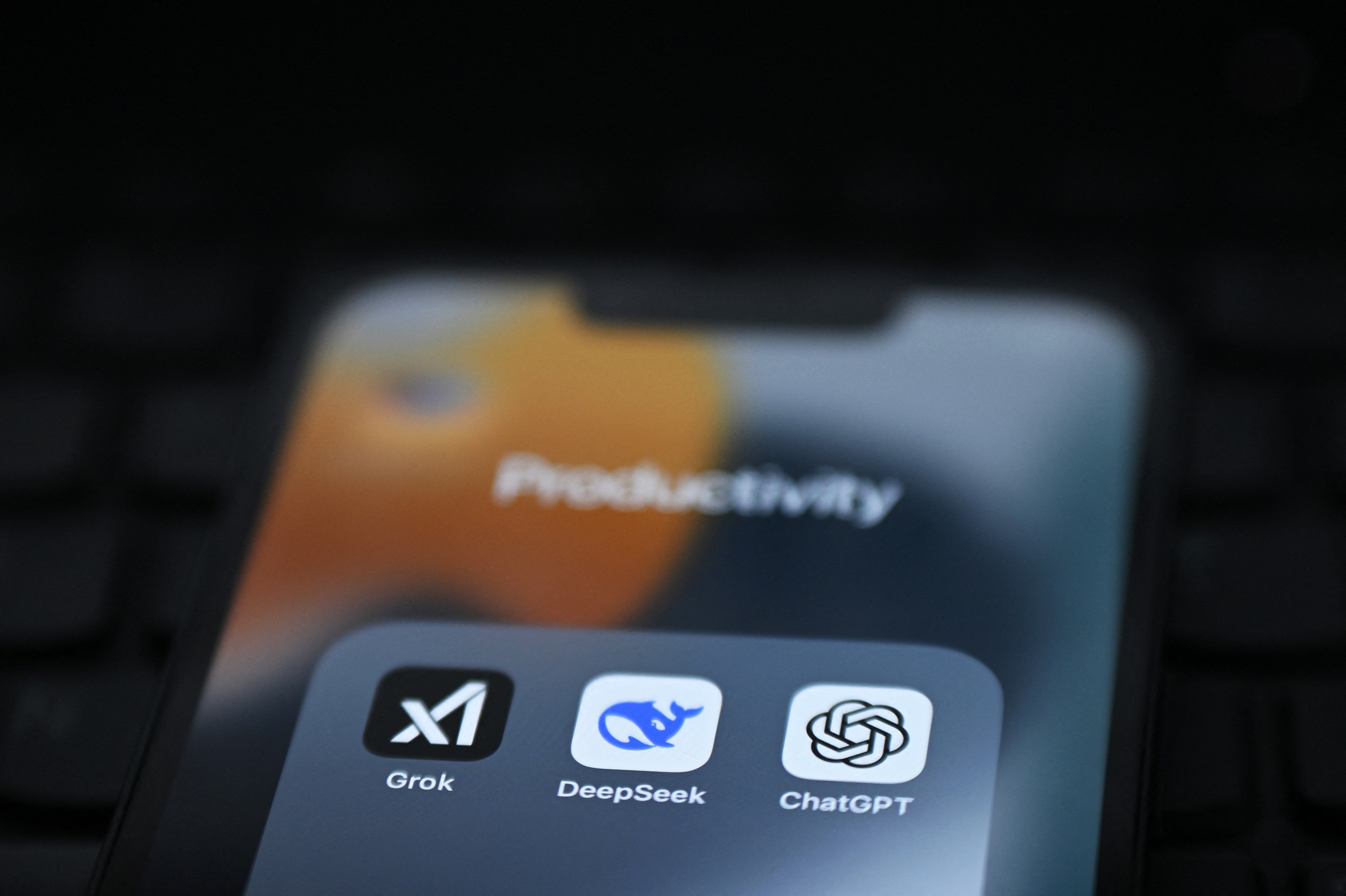 Nhìn lại thế giới năm 2025: Thuế quan, lệnh ngừng bắn và thiên tai cực đoan - Ảnh 10.