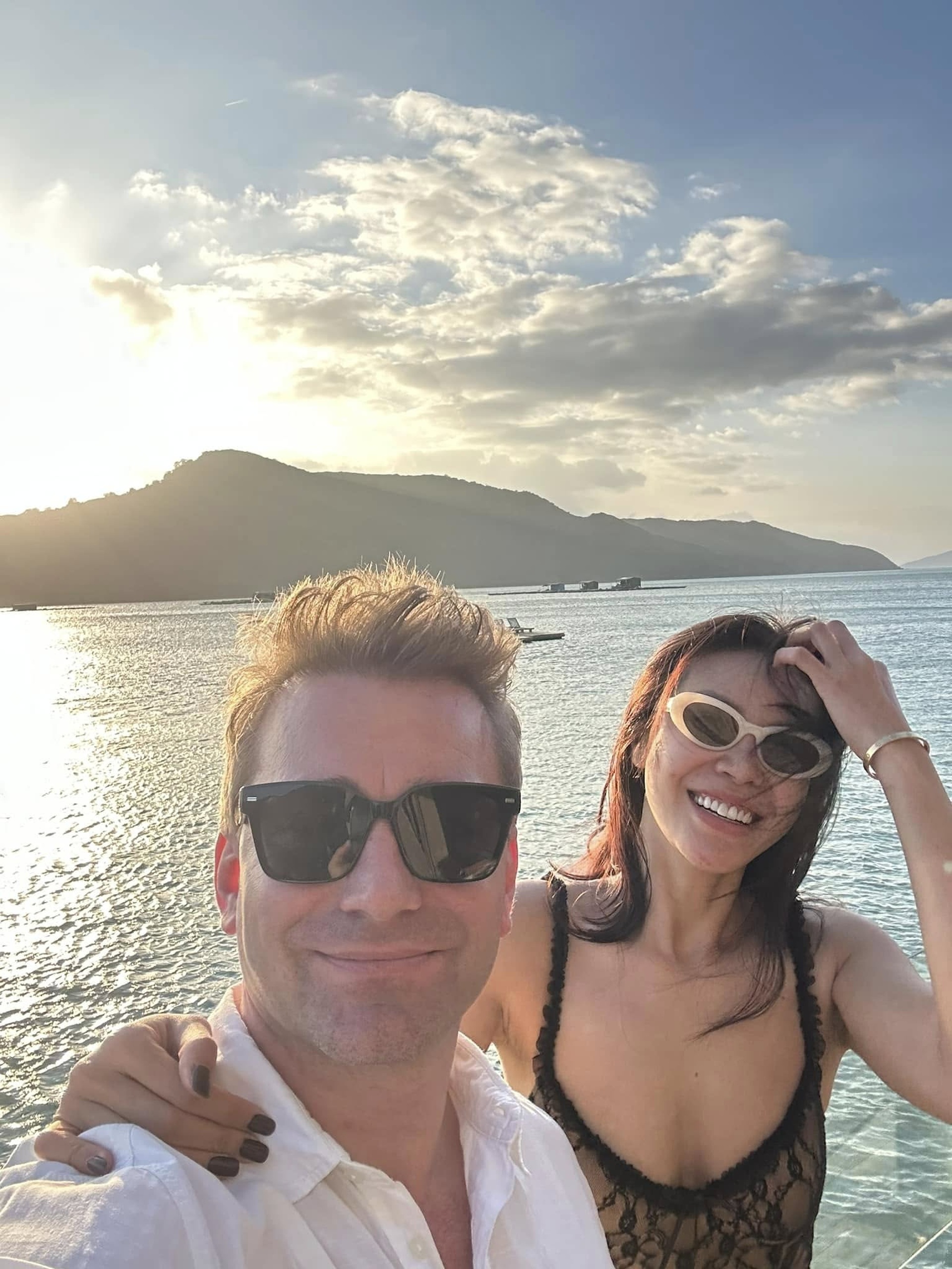 Siêu mẫu Minh Tú tổng kết năm sóng gió: Nhập viện liên tục, nợ nửa tỷ đồng - 9