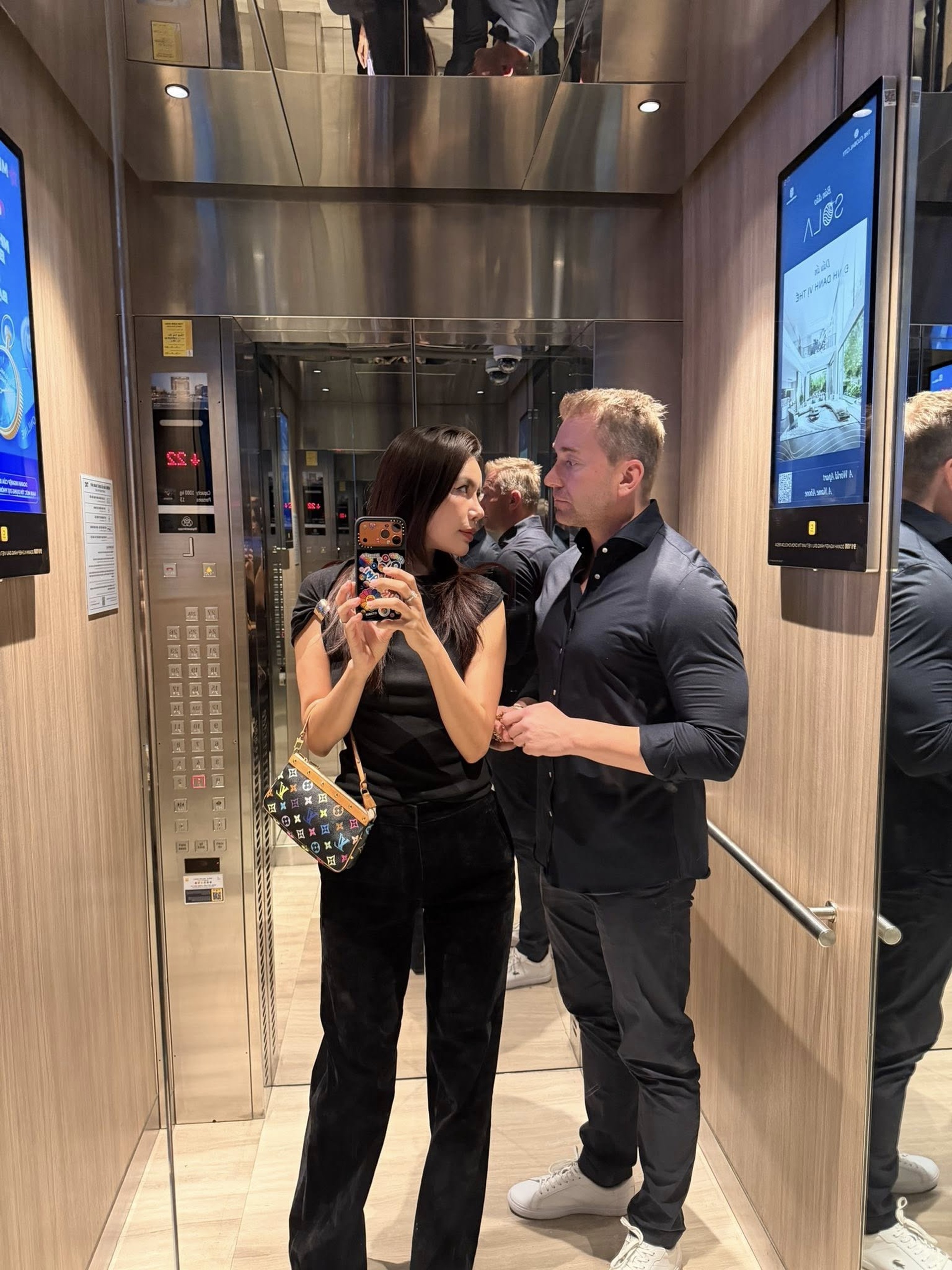 Siêu mẫu Minh Tú tổng kết năm sóng gió: Nhập viện liên tục, nợ nửa tỷ đồng - 10