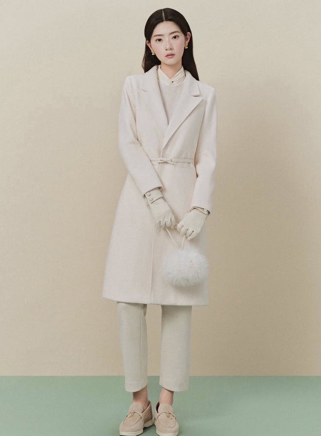 Diện đầm dài, khoác blazer chưa đủ, thêm thắt lưng mới thật sành điệu - Ảnh 10.