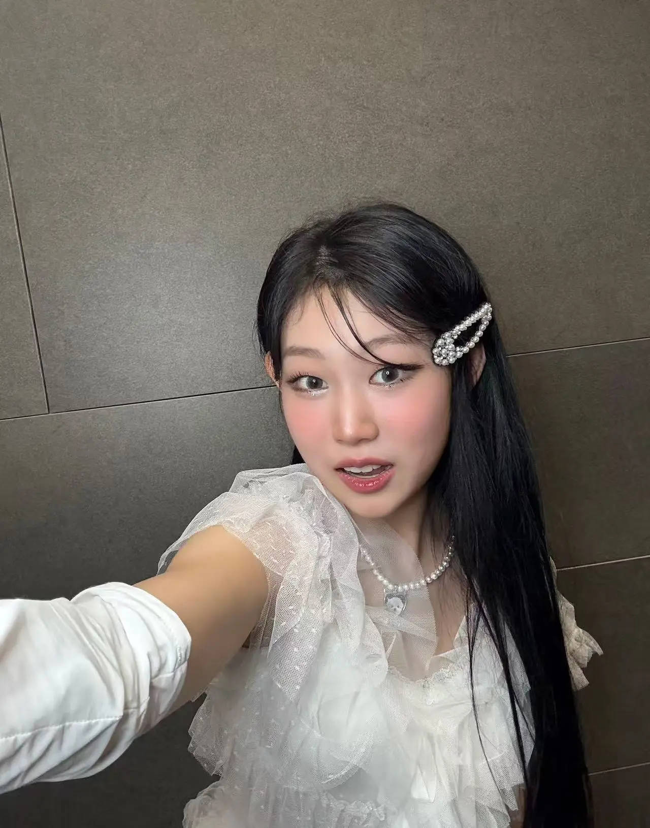 Năm 2025 thất bát của dàn con cái nghệ sĩ: Cơ hội “mớm” tận miệng nhưng chẳng nên cơm cháo gì- Ảnh 6. Năm 2025 thất bát của dàn con cái nghệ sĩ: Cơ hội “mớm” tận miệng nhưng chẳng nên cơm cháo gì- Ảnh 6.