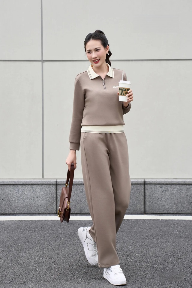 Áo polo tay dài giúp nàng ‘ghi điểm’ sành điệu  - Ảnh 7.