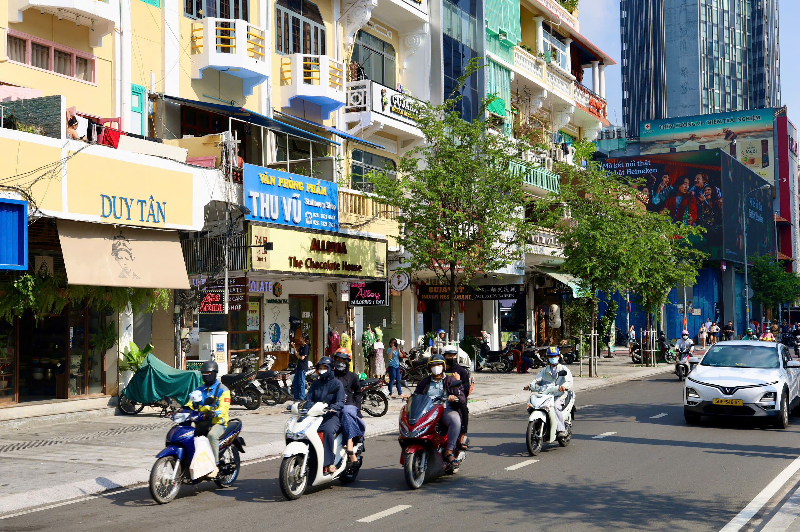 Khánh thành công trình chỉnh trang đường Lê Lợi giữa trung tâm TPHCM - Ảnh 7.