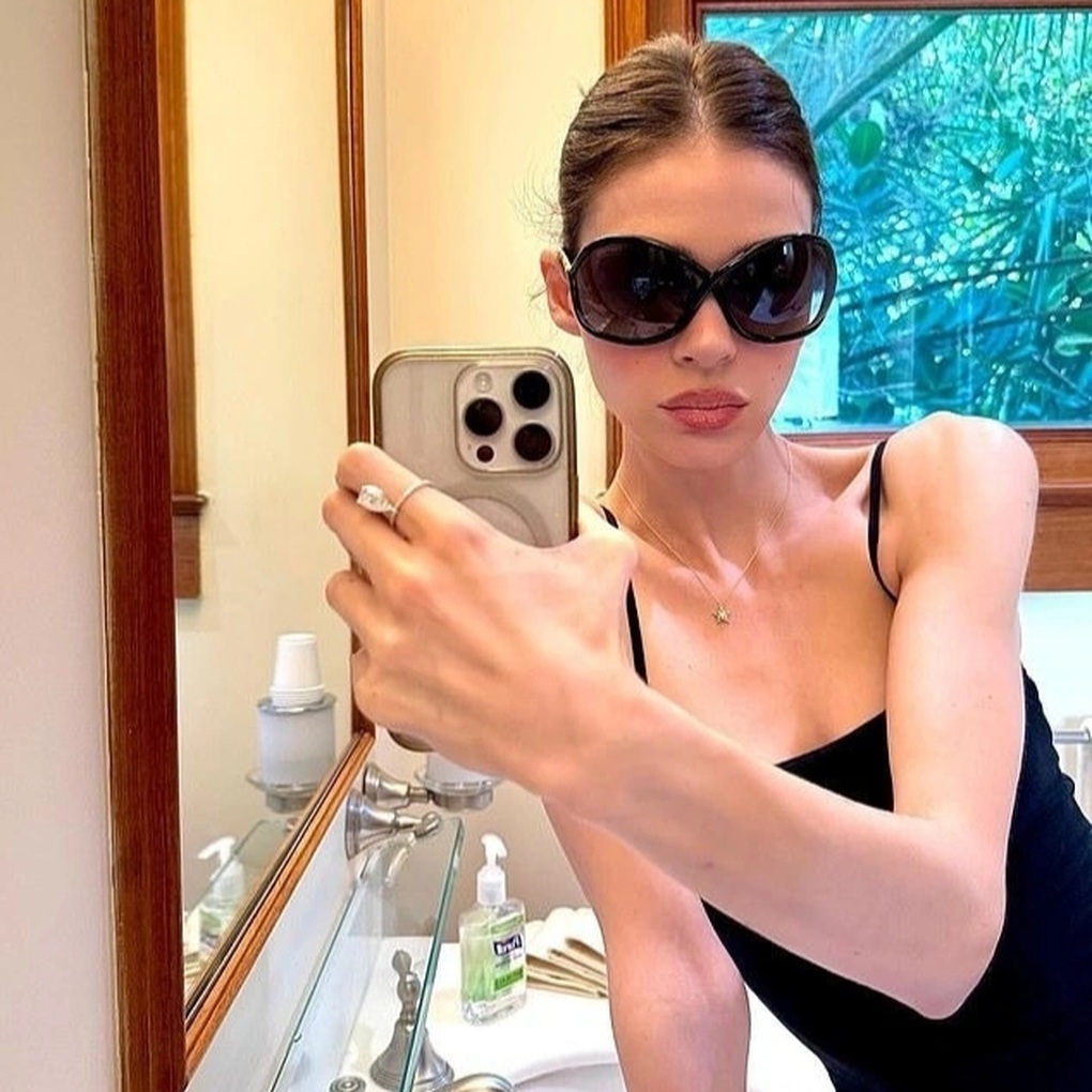 Gia đình Beckham tiếp tục khủng hoảng: Con dâu “đá xéo” bố mẹ chồng - 3