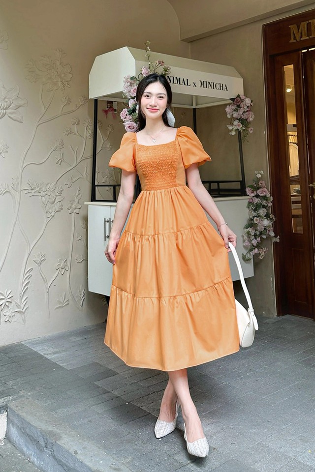 Đầm cổ vuông tay phồng nâng tầm phong thái quý cô - Ảnh 5.