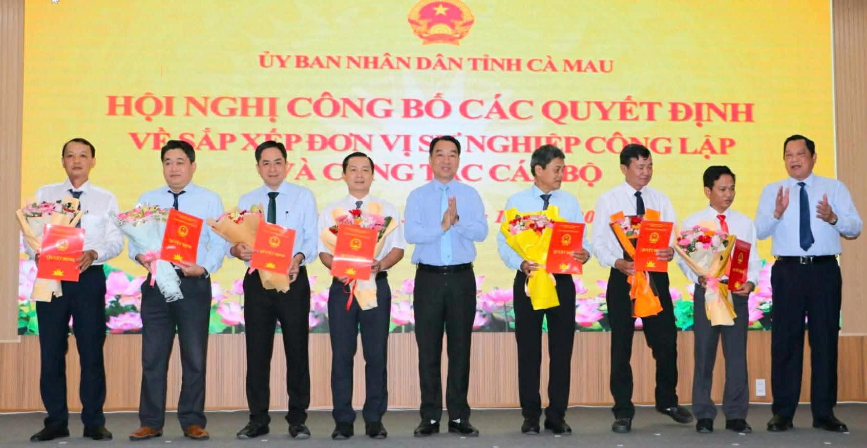 Cà Mau công bố 21 giám đốc, phó giám đốc ban quản lý dự án hợp nhất  - Ảnh 4.