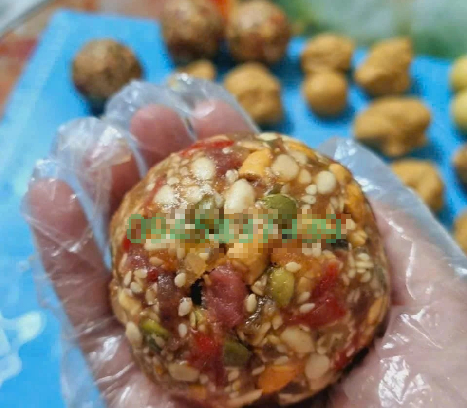 Bánh trung thu 'nhà làm' lọt vào tầm ngắm của cơ quan an toàn thực phẩm- Ảnh 2.