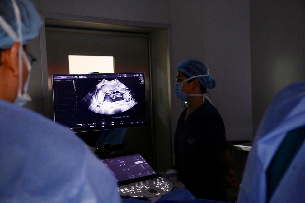 Bác sĩ kể chuyện thông tim bào thai chỉ 35 phút, nhanh chưa từng có - 4 Bác sĩ kể chuyện thông tim bào thai chỉ 35 phút, nhanh chưa từng có - 4