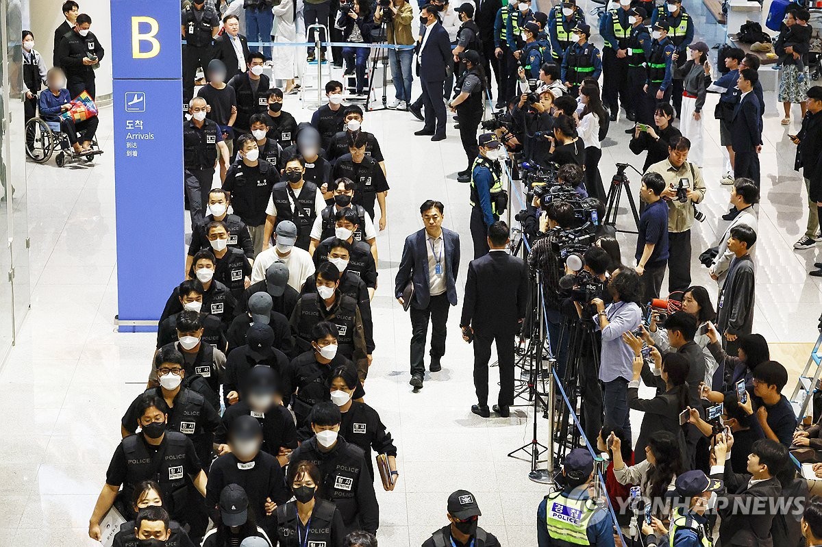 Châu Á 2025: Xung đột, thiên tai và những cú sốc làm rung chuyển khu vực - Ảnh 19.