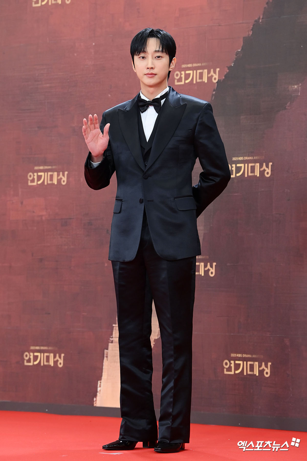 Thảm đỏ KBS Drama Awards 2025: 