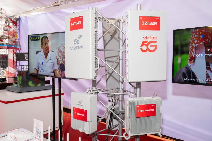 Một trạm phát sóng 5G Make in Vietnam của Viettel được trưng bày tại triển lãm của Bộ Khoa học và Công nghệ, tháng 8/2025. Ảnh: Đình Tùng