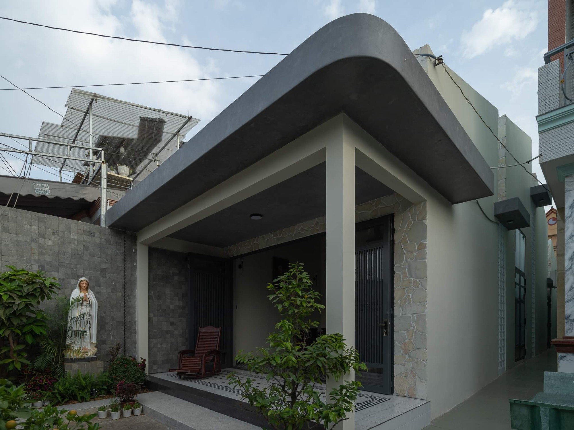 3 dấu hiệu nhận biết ngôi nhà nặng khí, long mạch không ổn- Ảnh 1.