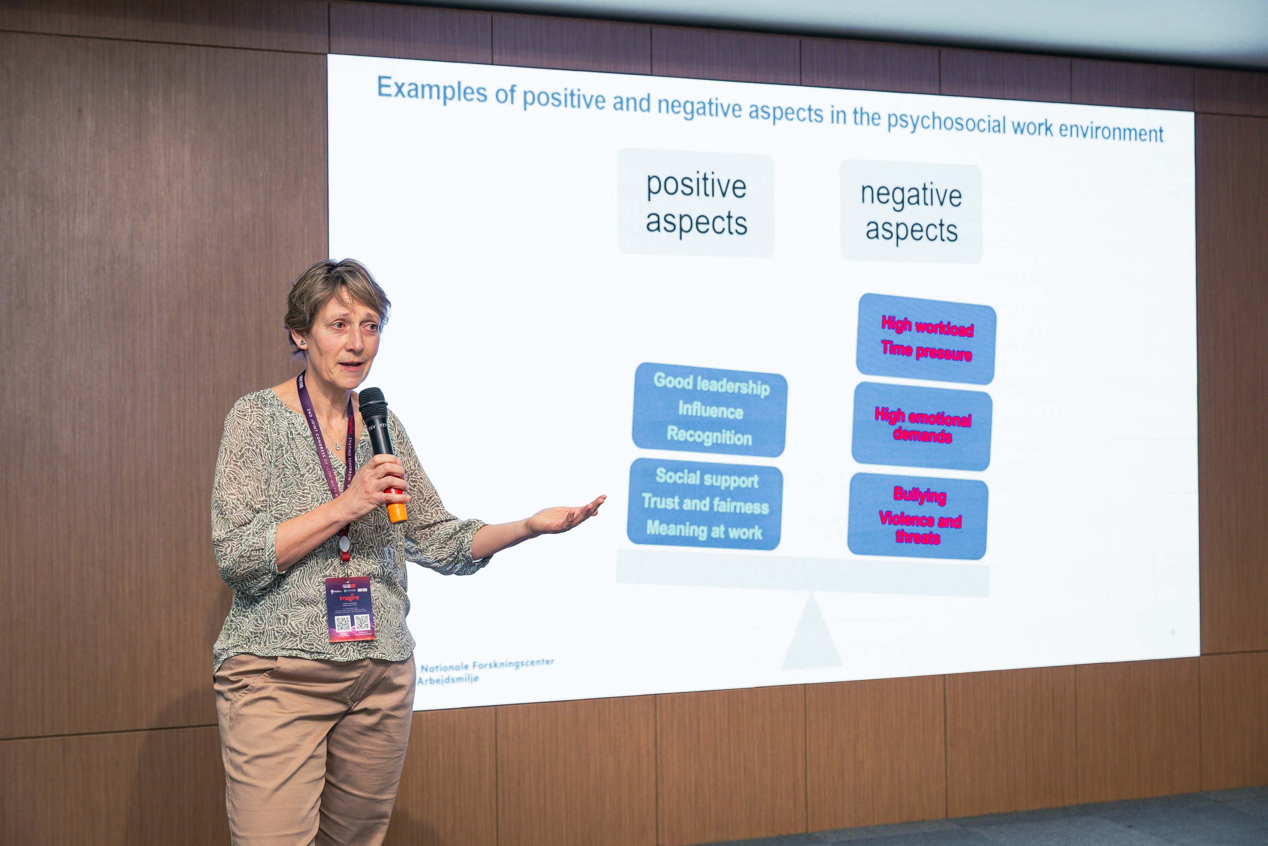 300 chuyên gia, nhà khoa học đến TP.HCM trao đổi về sức khỏe tinh thần khi làm việc - Ảnh 1.