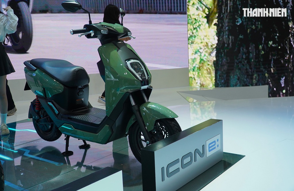 4 mẫu xe máy điện giảm giá mạnh dịp cận Tết - Ảnh 1.
