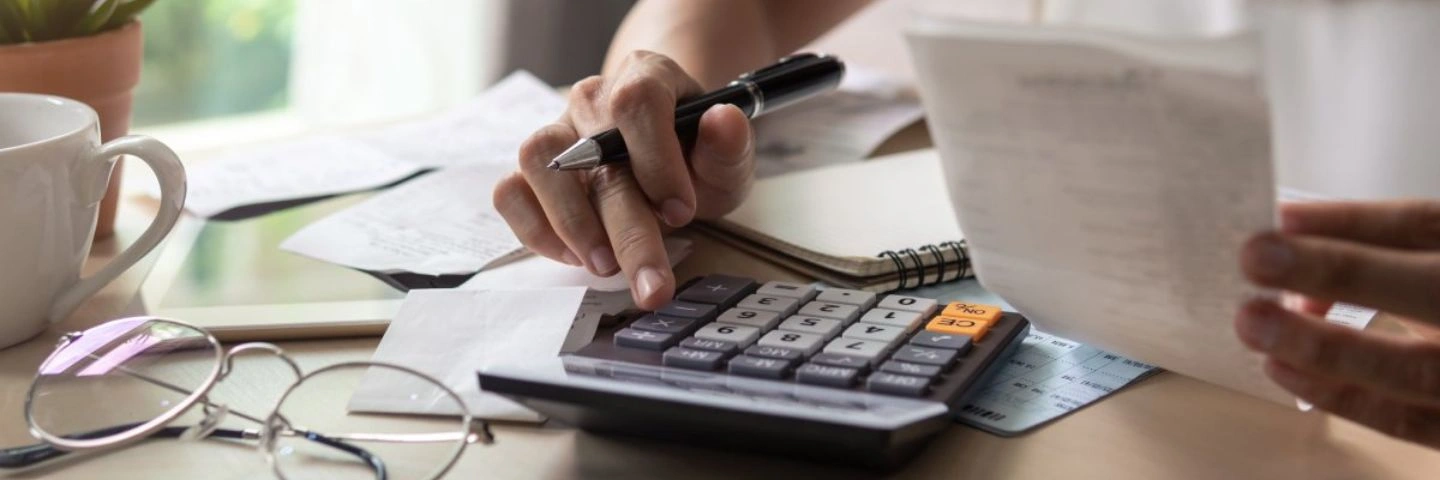 Sống tối giản nhưng không khắc khổ: 4 nguyên tắc chi tiêu giúp tôi bớt áp lực và thật sự thoải mái- Ảnh 1. Sống tối giản nhưng không khắc khổ: 4 nguyên tắc chi tiêu giúp tôi bớt áp lực và thật sự thoải mái- Ảnh 1.