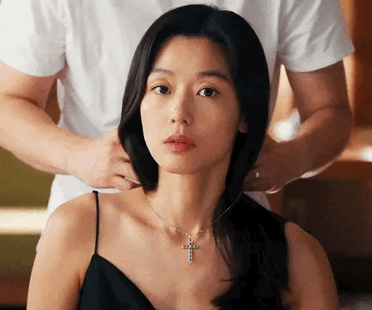 4 nữ chính phim Hàn mặc đẹp nhất 2025, nhắc đến mỹ nhân số 3 là nghĩ ngay tới sự sang chảnh- Ảnh 1.