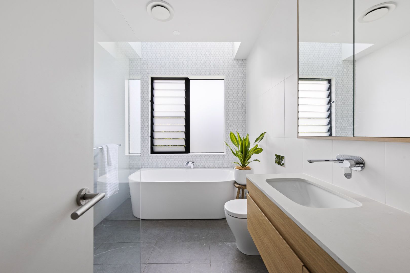 4 vị trí này càng sạch sẽ càng dễ đón lộc vào nhà, gia đình thịnh vượng, may mắn trong năm mới- Ảnh 3.