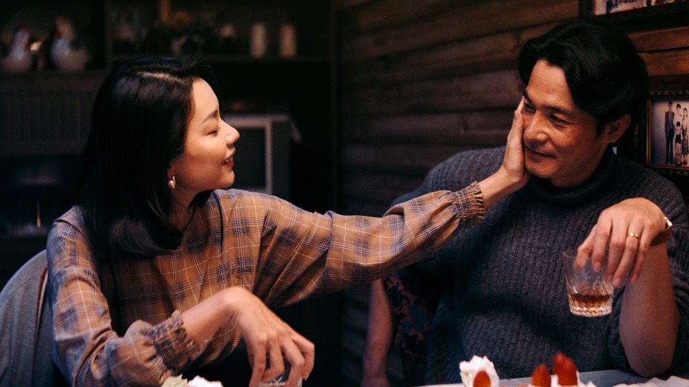 5 phim Việt flop nhất 2025: Hạng 1 còn mở đại hội bóc phốt náo loạn cõi mạng- Ảnh 1. 5 phim Việt flop nhất 2025: Hạng 1 còn mở đại hội bóc phốt náo loạn cõi mạng- Ảnh 1.