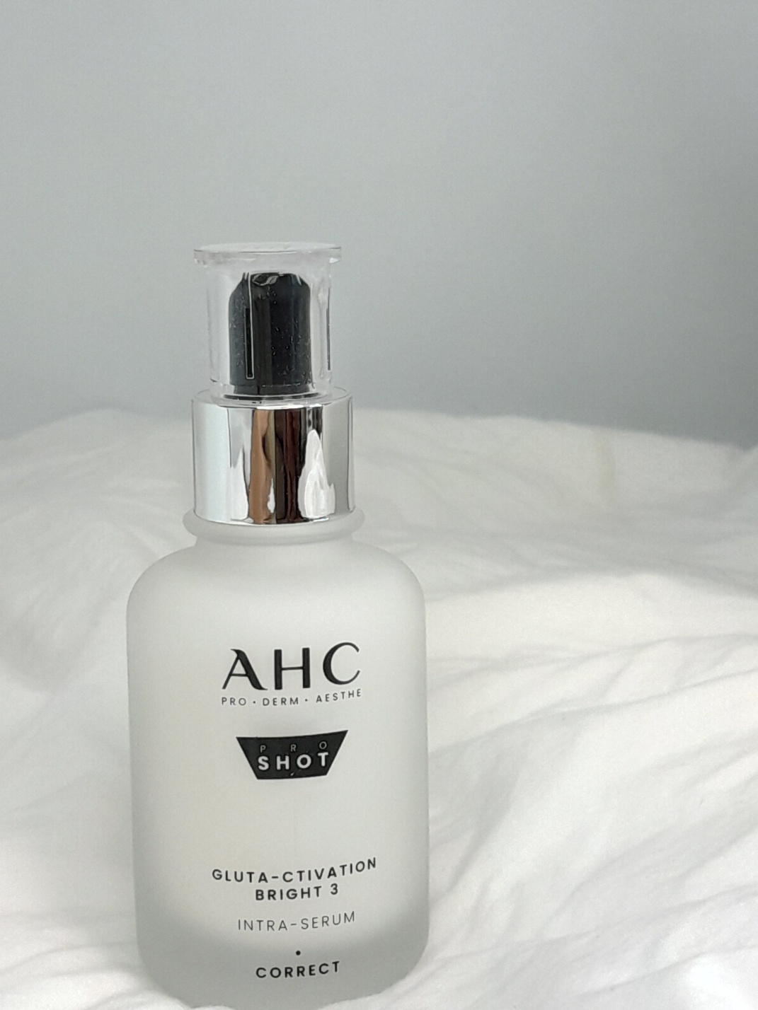 5 serum đánh bay thâm nám mà phụ nữ ngoài 30 tuổi rất nên đầu tư - Ảnh 4.