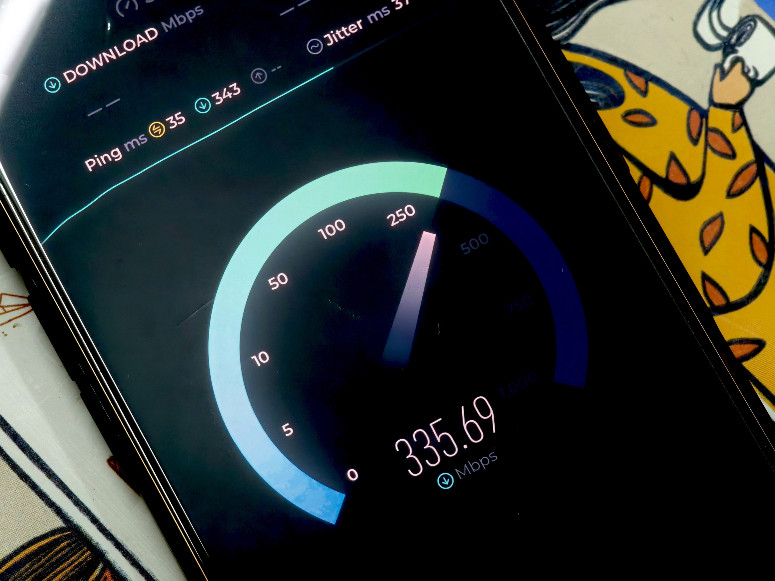 5G Việt Nam sau một năm 'thần tốc' - Ảnh 2. 5G Việt Nam sau một năm 'thần tốc' - Ảnh 2.