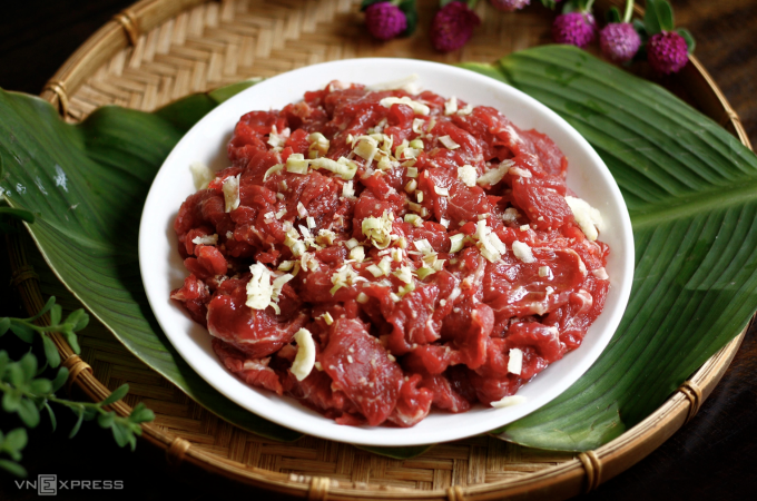 Người sống thọ thường chỉ ăn thịt đỏ trong những dịp đặc biệt hoặc với lượng rất hạn chế. Ảnh: Bùi Thủy