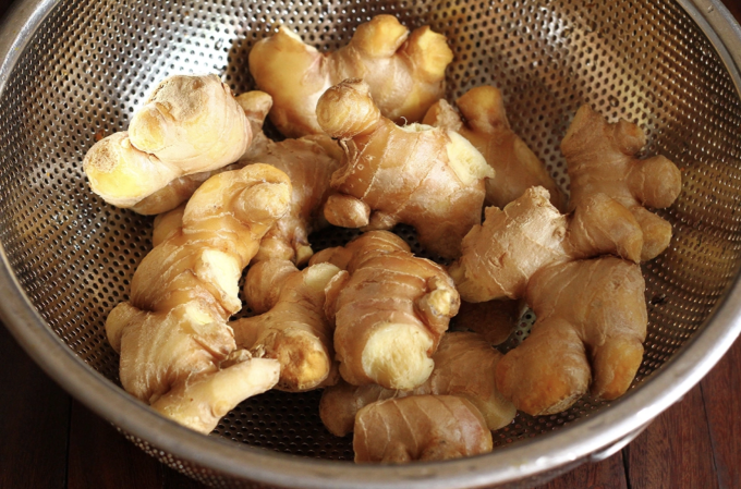 Gừng cải thiện tiêu hóa và giúp giảm sự tích tụ chất béo trong gan. Ảnh: Bùi Thủy