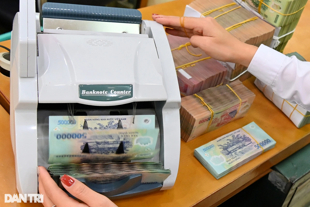 Agribank, BIDV, VietinBank, Vietcombank đồng loạt tăng lãi suất - 1