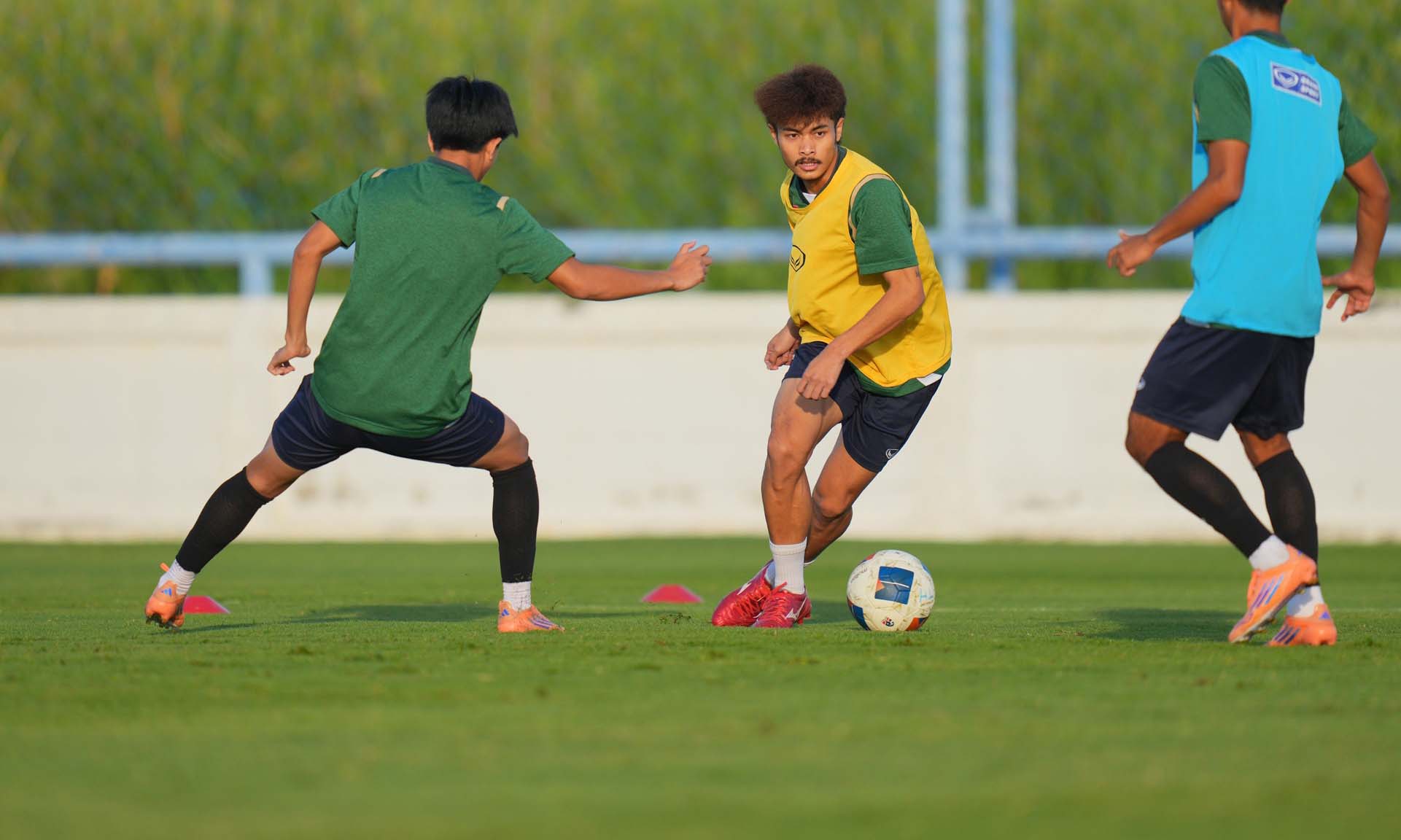 Ai tranh HCV với U22 Việt Nam? - Ảnh 1. Ai tranh huy chương vàng SEA Games 33 với U22 Việt Nam? - Ảnh 1.