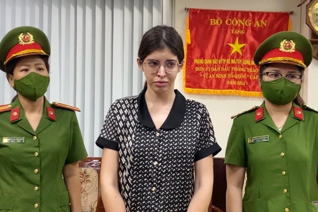 Andrea Aybar, Chi Dân là vụ điển hình về nghệ sĩ sử dụng ma túy tại TPHCM - 1