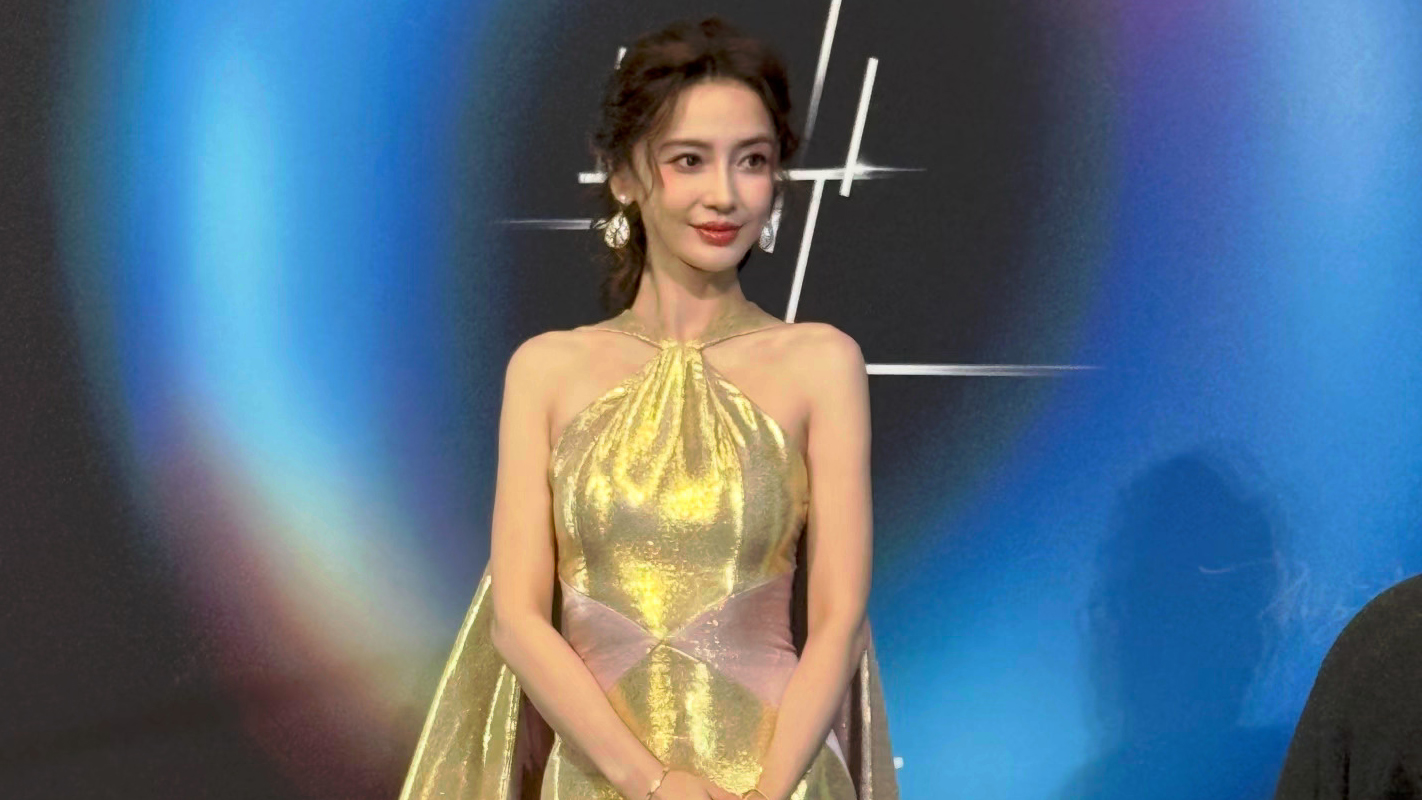 Angelababy tái xuất thảm đỏ sau hai năm bị 'phong sát'