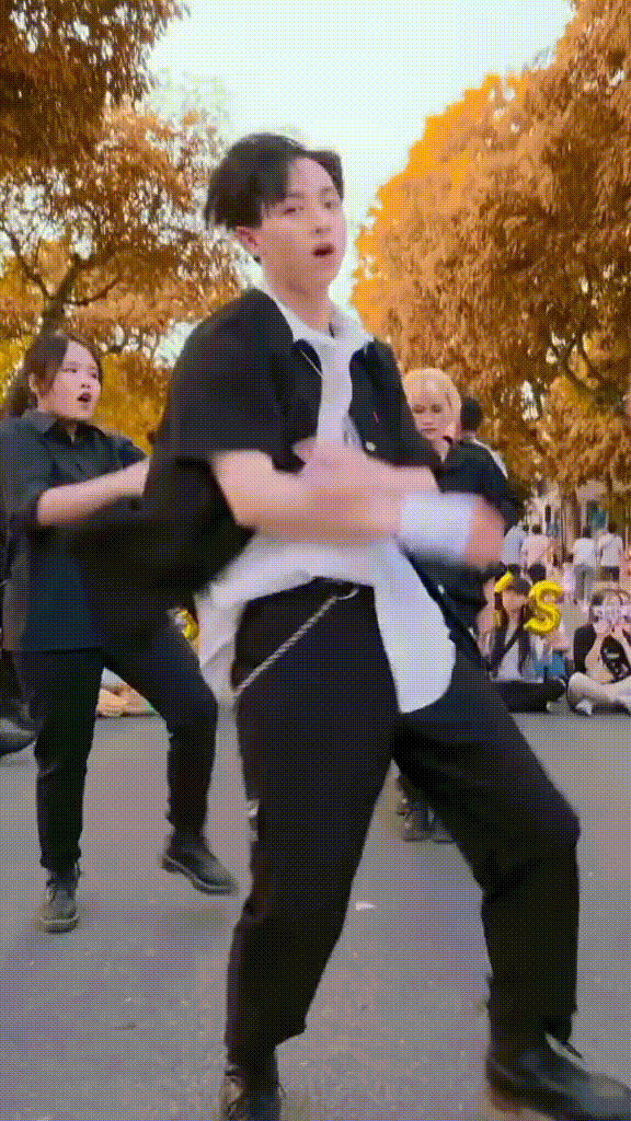 Anh Trai 1 triệu vote như đã sống qua 6 cuộc đời: Từ khóa tu mùa hè đến thực tập sinh Kpop, và giờ là tân binh hot nhất Vbiz- Ảnh 2.