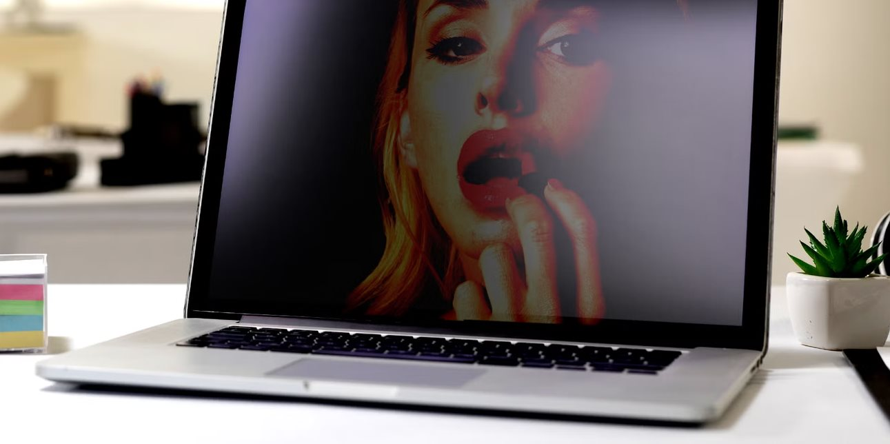 Ap luc nhan sac trong gioi cong so Chay dua