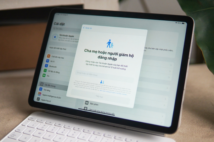 Người dùng có thể chuyển từ tài khoản của người lớn sang trẻ em trên iPad không cần khôi phục cài đặt gốc. Ảnh: Lưu Quý