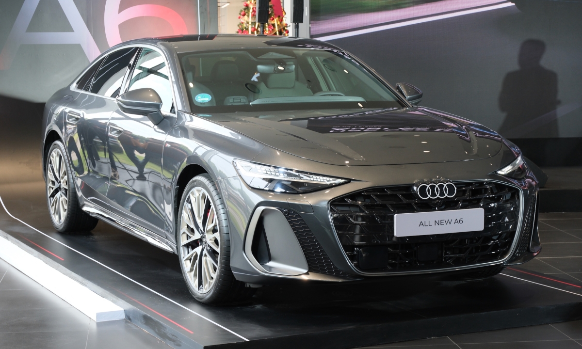 Audi A6 the he moi ra mat khach Viet gia