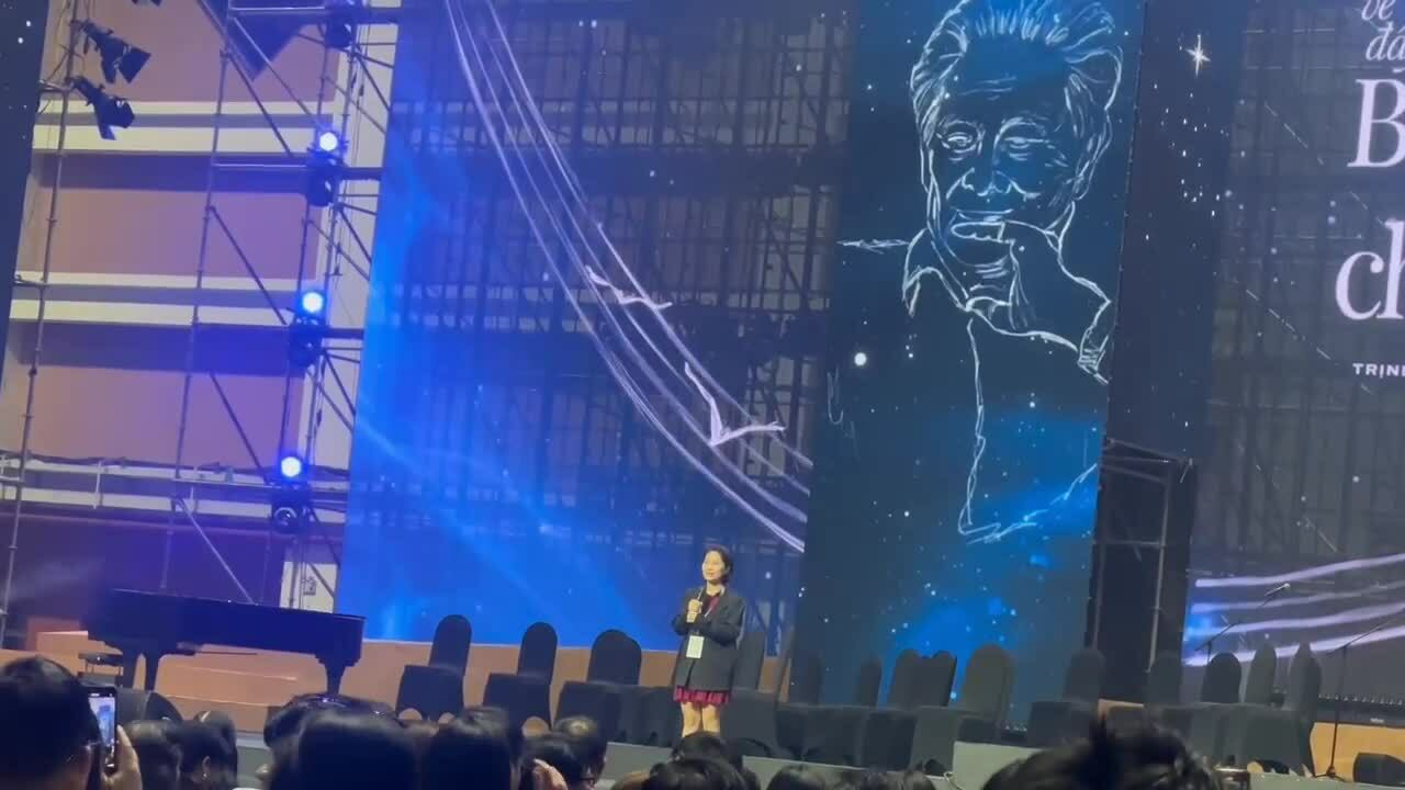 Ban tổ chức "Về đây bốn cánh chim trời" thông báo hoãn show