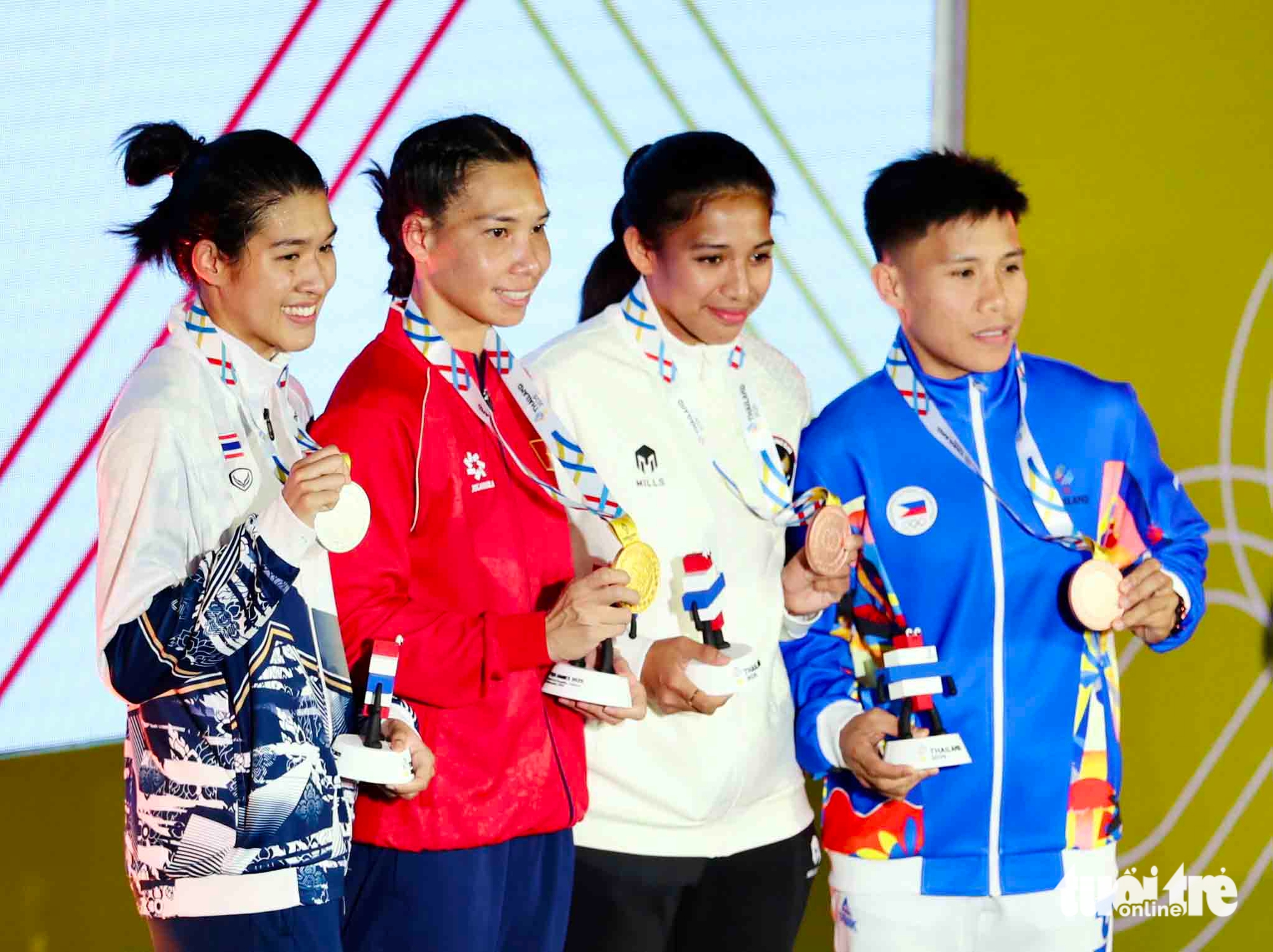 Bà mẹ hai con giành HCV boxing SEA Games 33 để mua sữa cho con - Ảnh 1.