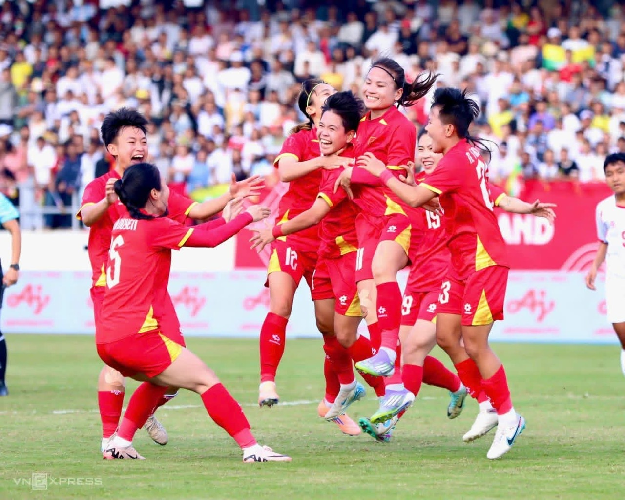 Bài toán khó tìm người dẫn dắt đội tuyển nữ Việt Nam- Ảnh 1.