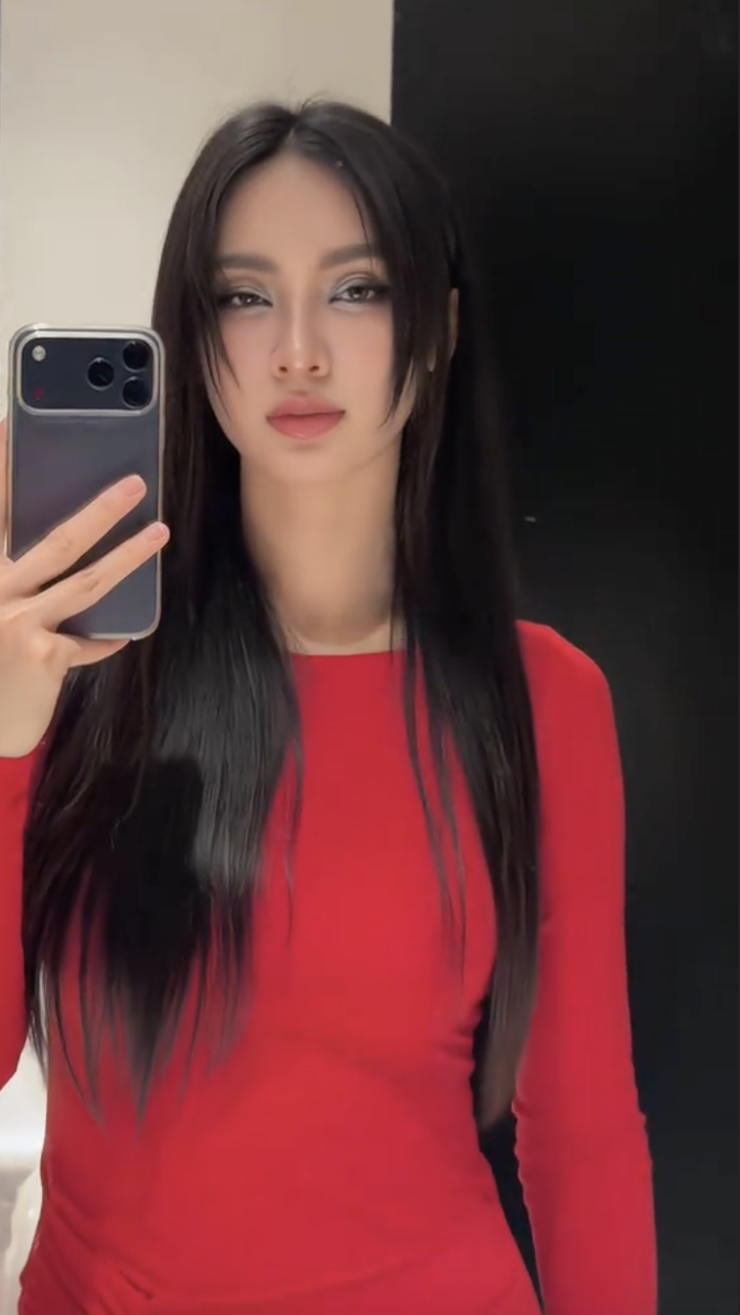 Bạn gái Đức Phạm đáp trả loạt comment soi mói, đề nghị mọi người xem và khen!- Ảnh 1.