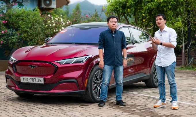 Ông Nguyễn Thúc Hoàng Linh