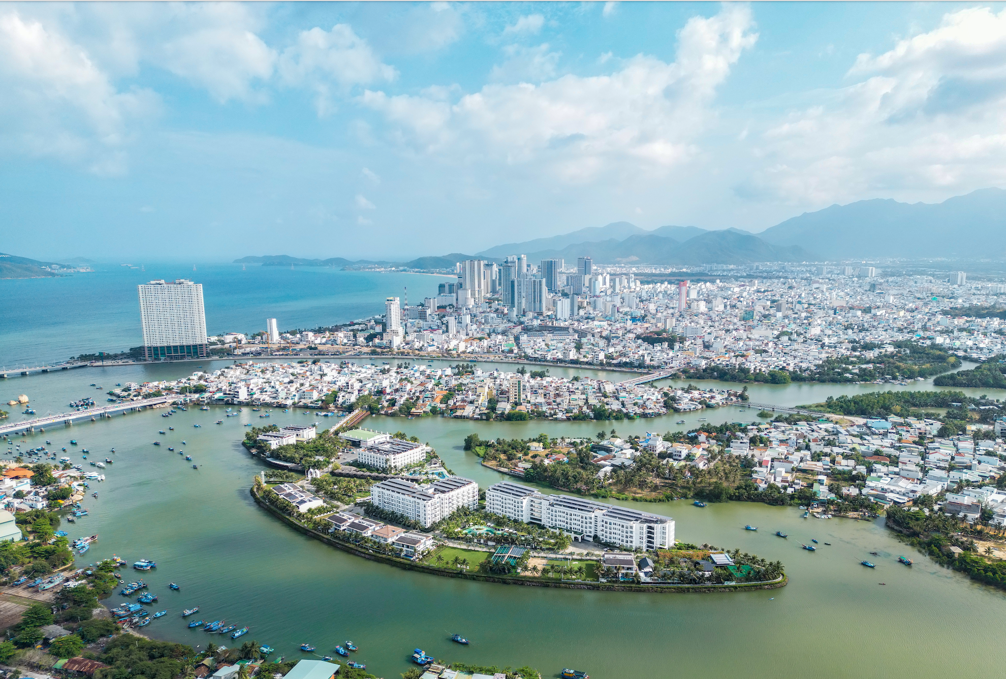 Khánh Hòa: Ban hành bộ tiêu chuẩn du lịch xanh- Ảnh 2. Khánh Hòa: Ban hành bộ tiêu chuẩn du lịch xanh- Ảnh 2.