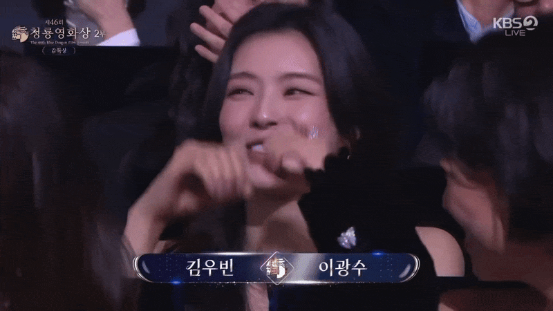 Ban sao Song Hye Kyo phan ung la khi nghe