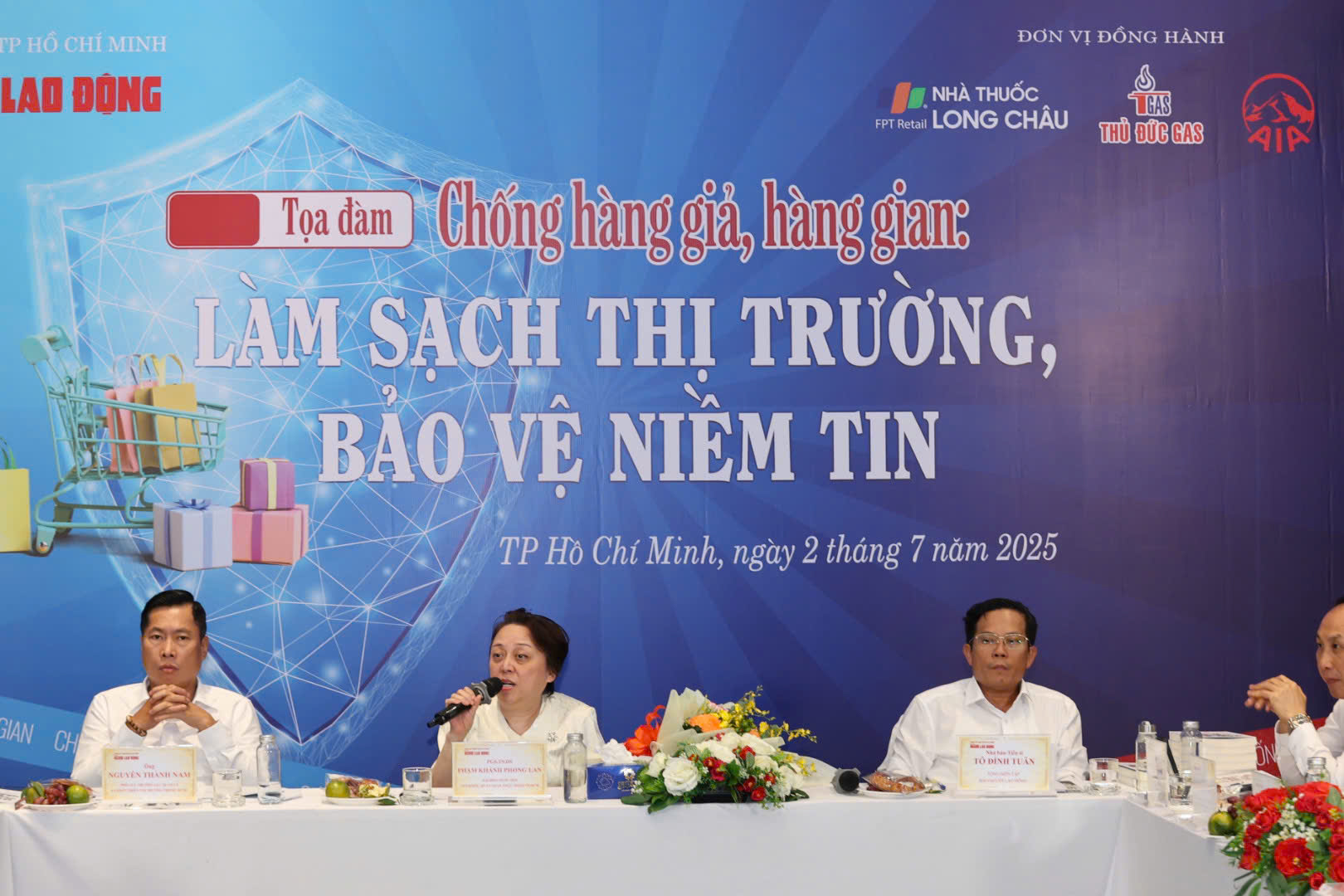 Bánh trung thu 'nhà làm' lọt vào tầm ngắm của cơ quan an toàn thực phẩm- Ảnh 1.