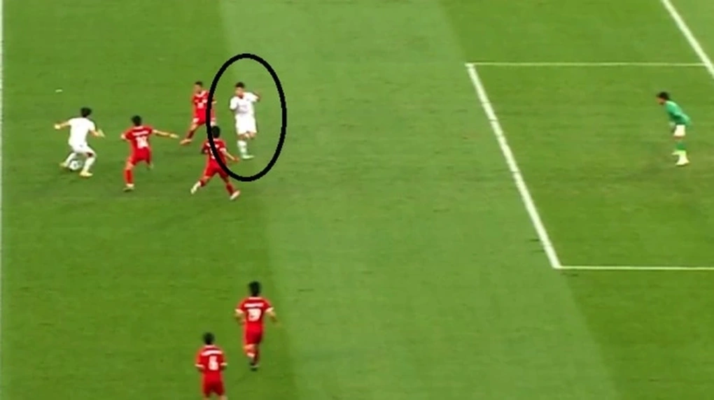 Báo Indonesia và Malaysia bình luận về bàn thắng tranh cãi của U22 Việt Nam - 1